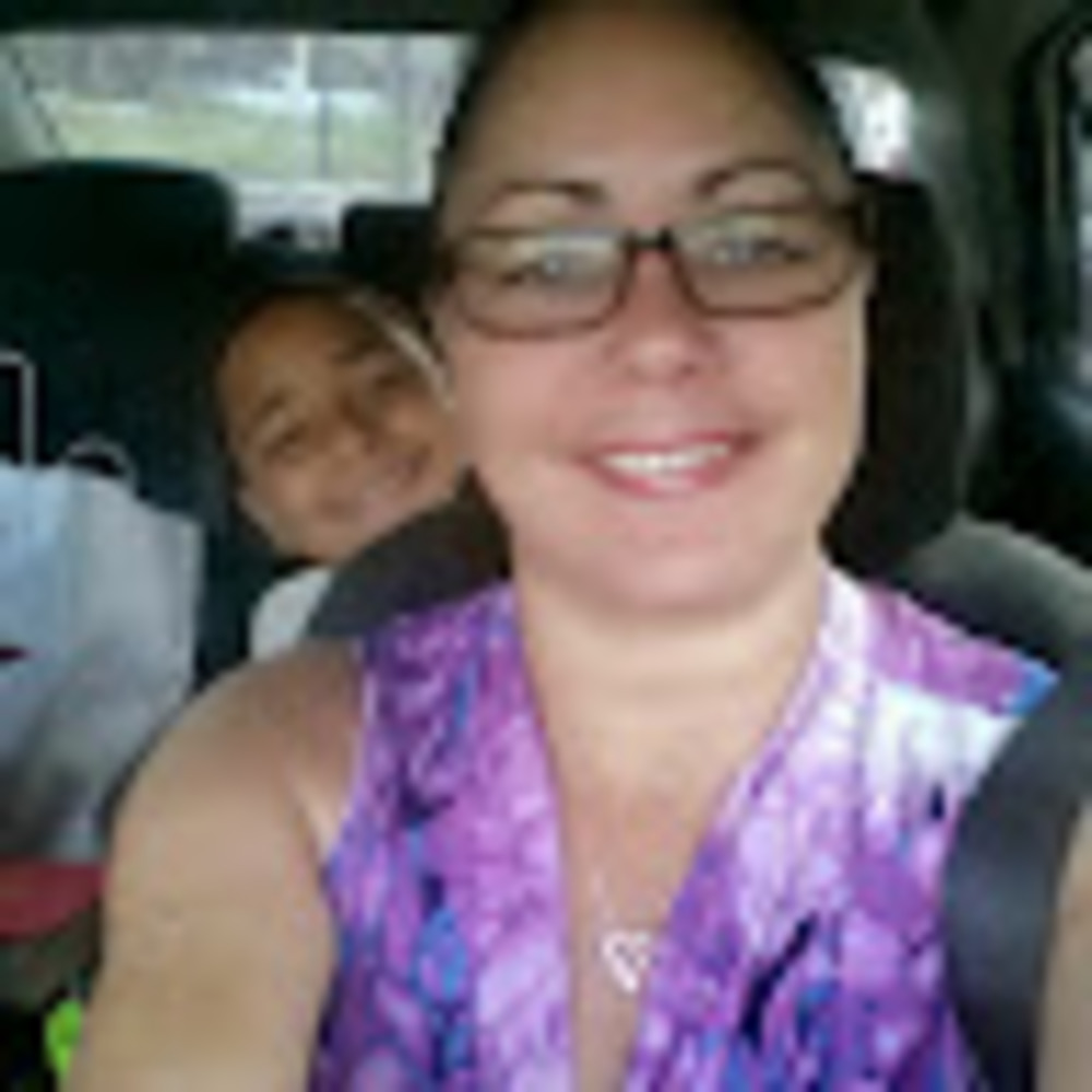 Meet your Posher, Annette yadira